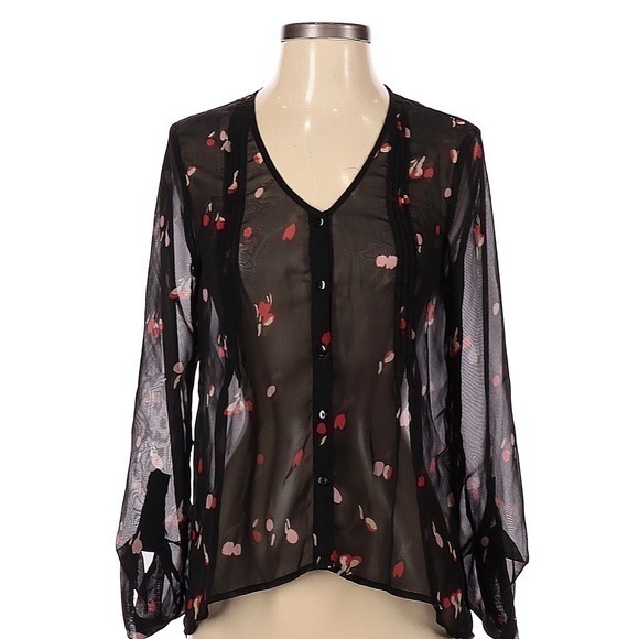Anthropologie Tops - Pins and Needles
Size XS Long Sleeve Blouse